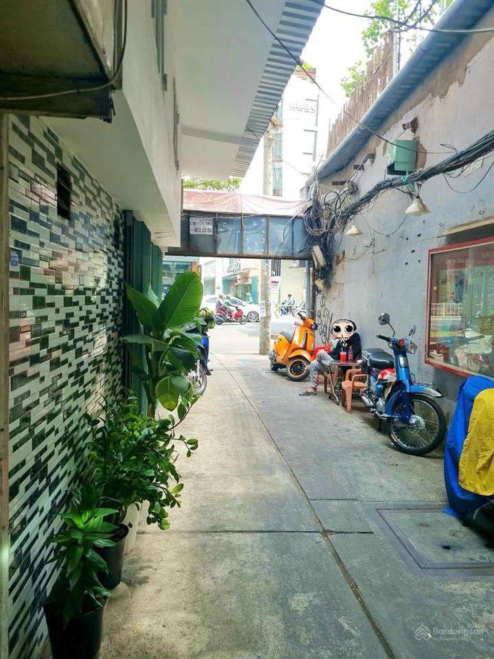 Nhà nở hậu, 1/sẹc, ko lg qh  cô bắc  23m2, 4 tầng  4.39 tỷ