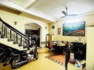 Nhà mt hẻm 6m, lô góc, ko lg qh  nguyễn trãi  7x22 (131/142m2), 3 tầng  26 tỷ