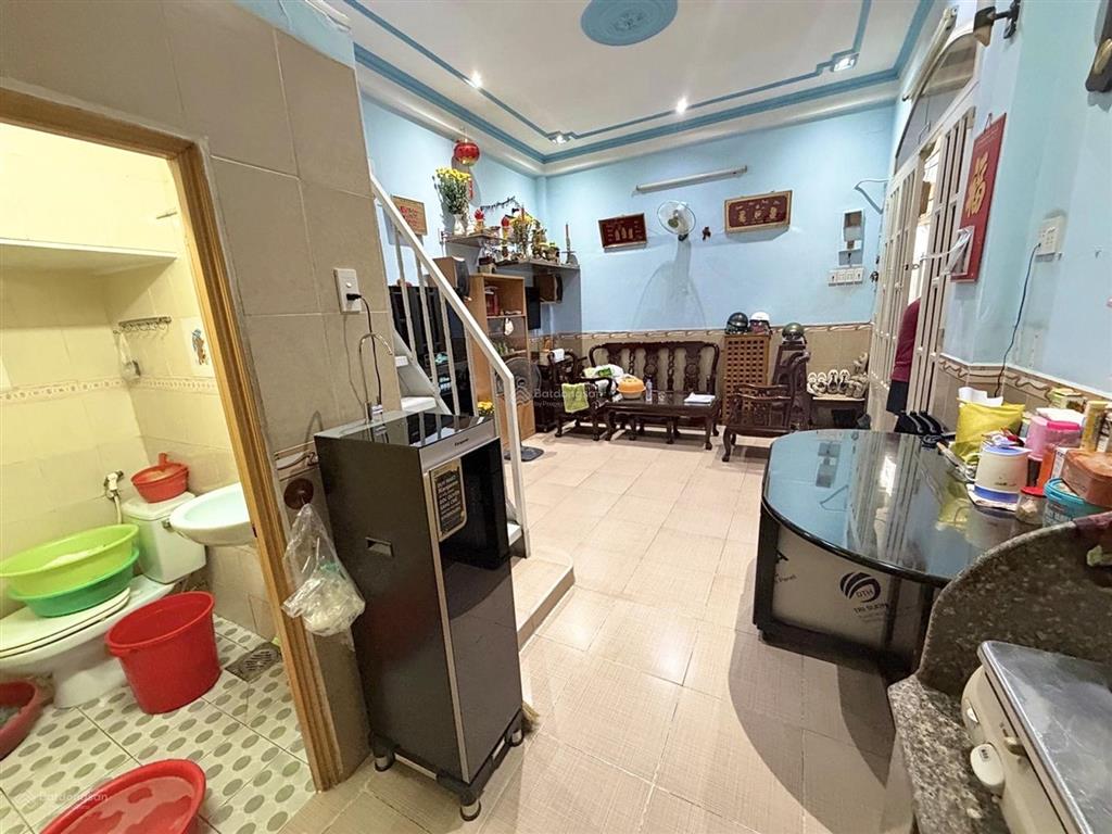 Nhà ngang hiếm, 1/sẹc, ko lg qh  cô bắc  8x4.5(27.1m2), 3tầng  5.5tỷ