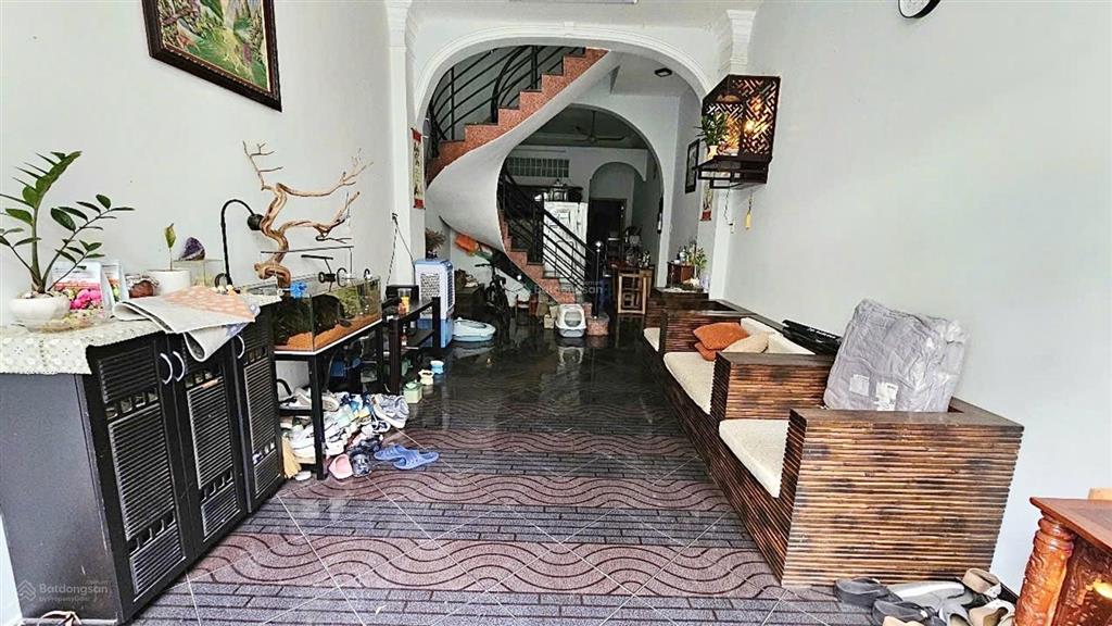 Nhà tâm huyết, ko qh  lê văn sỹ  3.9x18 (63/70m2), 3tầng  8.8tỷ