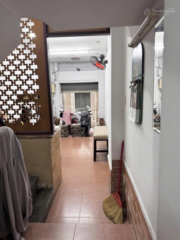 Nhà nở hậu  hai bà trưng  34m2, 4 tầng  5.3 tỷ