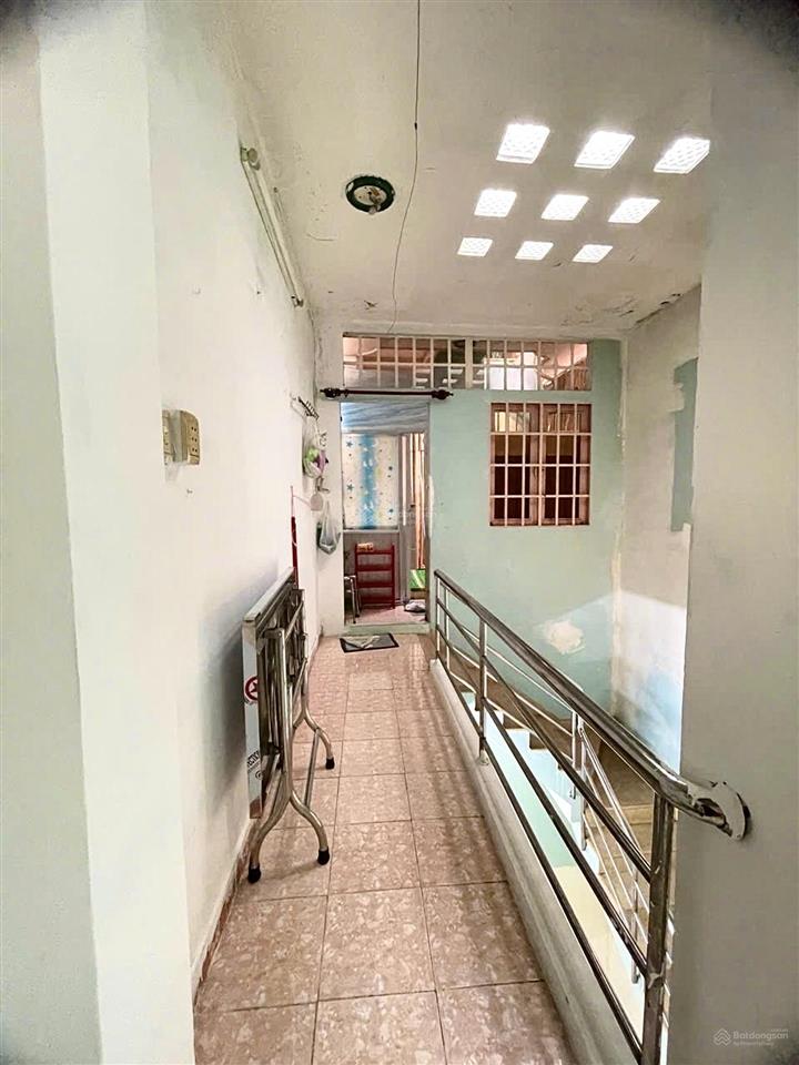 Nhà nở hậu đẹp, 1/sẹc  nguyễn duy dương  44.2/45m2, 3 tầng  6.9 tỷ