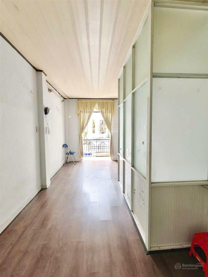 Nhà lô góc, sổ đẹp, 1/sẹc  18.2/21m2, 4 tầng  trần bình trọng  4.3 tỷ