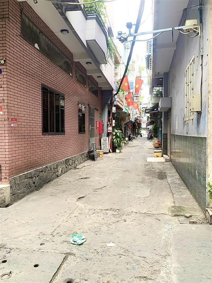 Nhà hẻm 4m, sổ đẹp, ko lg qh  cao đạt  27m2, 3tầng  6.27tỷ