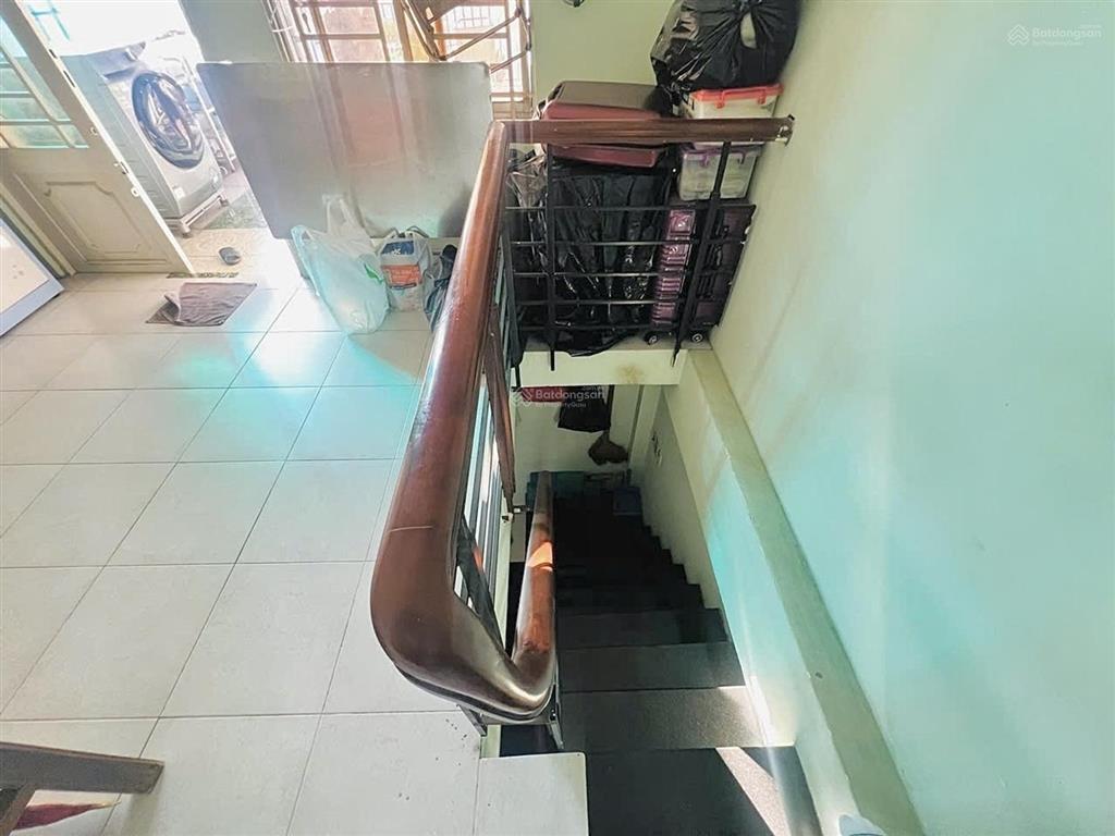 Nhà lô góc, hẻm 8m xh quay đầu, sổ đẹp, ko lg qh  cách mạng tháng 8  31m2, 5tầng  8.6tỷ