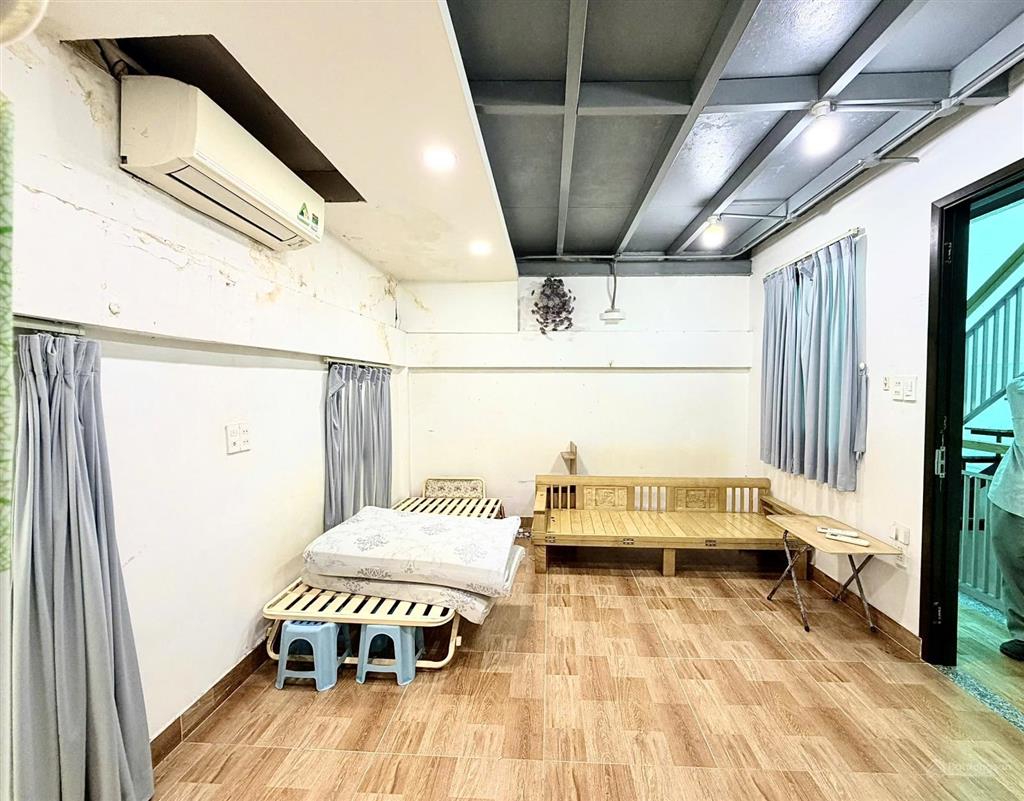 Nhà c2 ngang 4.5m, 1/sẹc, ko qh  lê văn sỹ  23m2, 3 tầng  3.79 tỷ