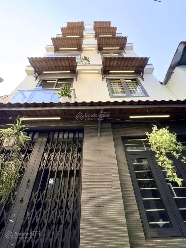 Nhà nở hậu, ngang 5m  trần quang diệu  32m2, 5 tầng  6,2 tỷ