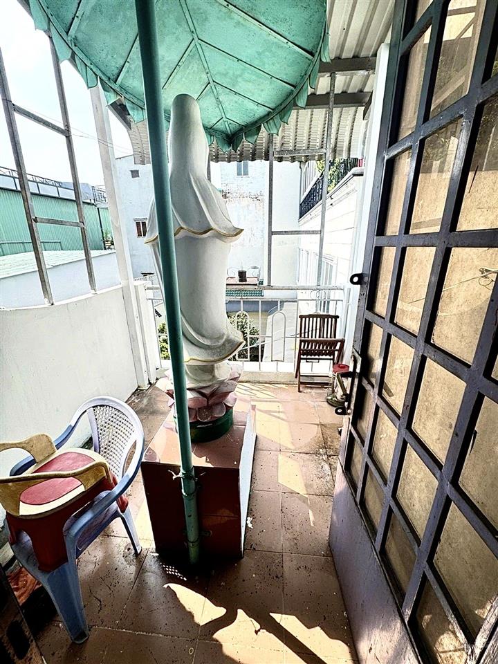 Chỉ 1.85 tỷ sh nhà nhỏ, hẻm 3.5m, nở hậu đẹp  dtsd 36m2  trần văn đang