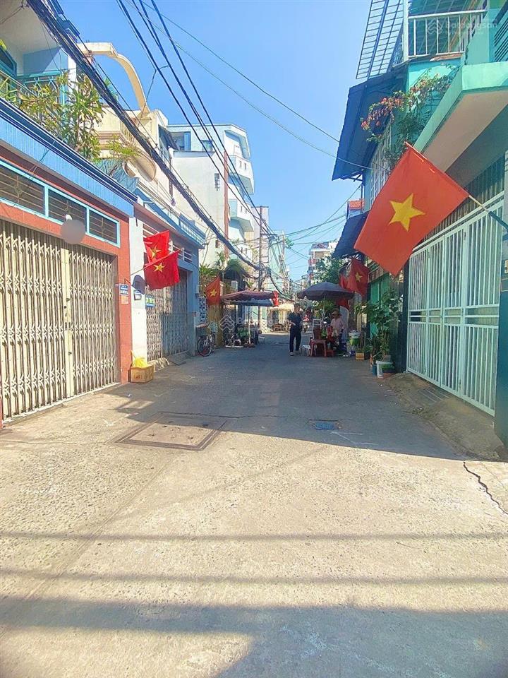 Nhà nở hậu  cách mạng tháng 8  42m2, 4tầng  4.98tỷ