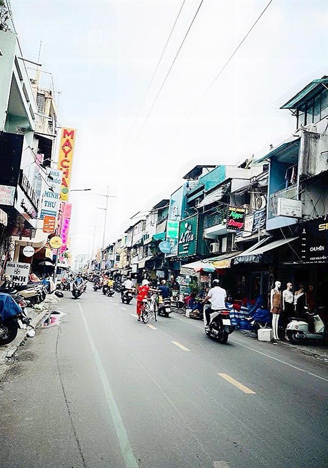 Nhà mới, 1 sẹc, full nội thất  nguyễn thượng hiền  22/27m2, 3 tầng  4.5tỷ.