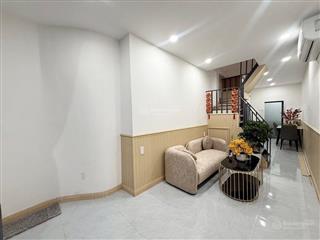 Nhà mới, 1 sẹc, full nội thất  nguyễn thượng hiền  22/27m2, 3 tầng  4.5tỷ.