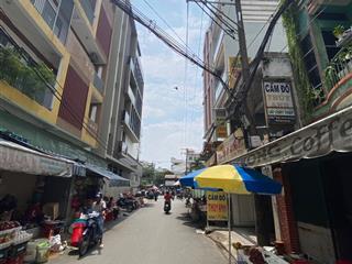 Bán nhà cấp 4 hướng đông, 3pn, 3wc tại phú lâm, tp.hcm