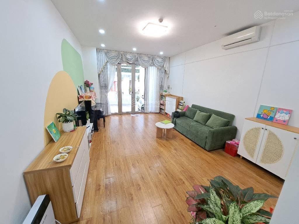 Chốt ngay giá cực tốt  chỉ 8,8 tỷ sở hữu căn shophouse gần mt tạ quang bửu  2 tầng 110m2