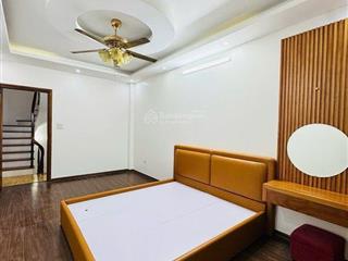 Bán nhà đẹp 6 tầng 35m  mặt ngõ ô tô  100m ra mặt đường cầu giấy 