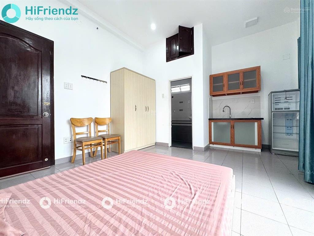 Trống sẵn studio ban công 35m2 full nội thất giá tốt gần chợ bàn cờ quận 3  ueh  vx dân chủ