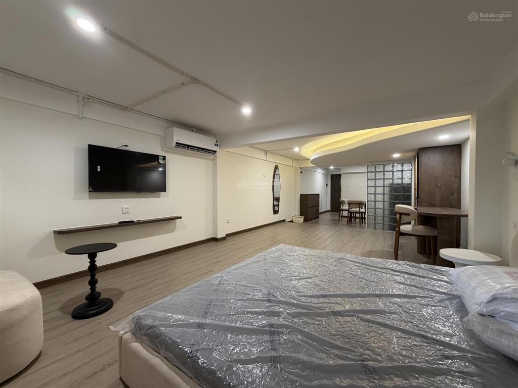Căn hộ 1pn ngay mặt tiền lý chính thắng, q3, thang máy giặt sấy full nội thất trống sẵn xem ngay