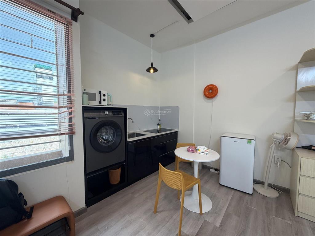 Trống sẵn studio full nt  ngay vx điện biên phủ  q1 máy giặt riêng  cửa sổ trời  trống sẵn