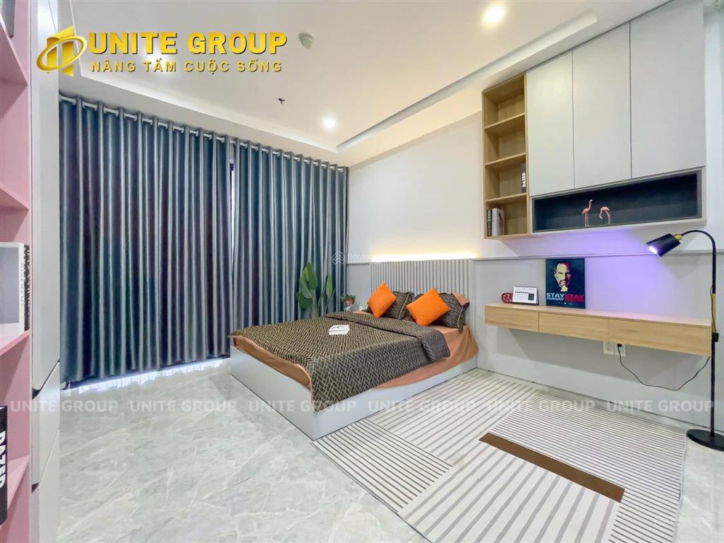 Cho thuê căn hộ 1pn giá rẻ có ban công view đẹp quận 7  gần crescent mall, quận 1, quận 4