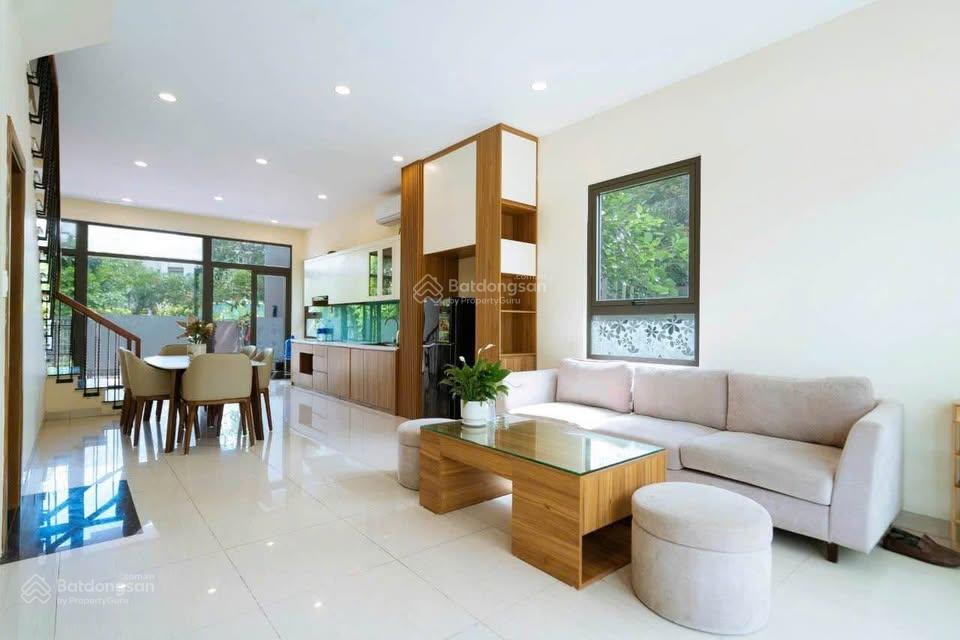 Bán villa lotus residences căn góc 3 mặt thoáng gần bãi tắm trung tâm du lịch bãi cháy, hạ long