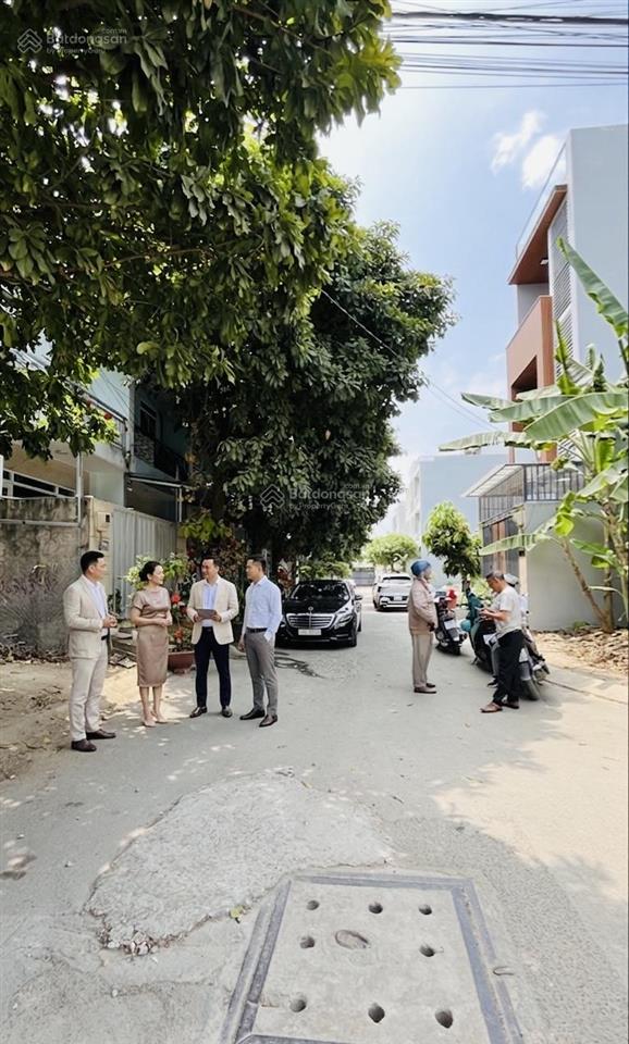 Ngay chợ long trường q9, nhà 2 tầng, 56m2, shr vuông, hoàn công đủ chỉ 4,15tỷ nhẹ.