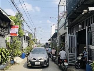 76m2, chỉ 4,2 tỷ tl, nhà 2 tầng, 4pn, đường 16  p long bình q9, đường thông ô tô chạy, dân trí cao