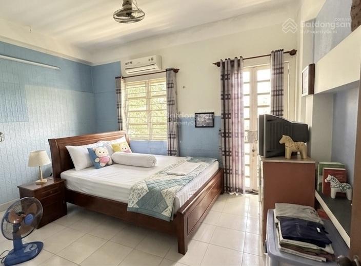Man thiện  mặt tiền kinh doanh sầm uất  dt. 5mc26m, 4 tầng đúc, 6 pn, chủ ngộp, giá mới 15,x tỷ