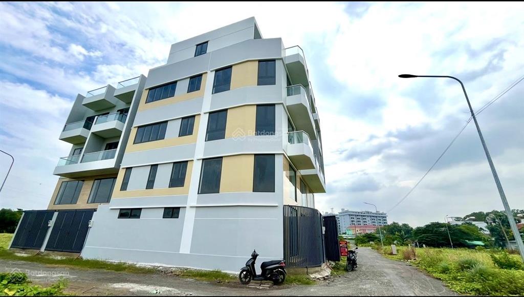 Bình chiểu  ngô chí quốc  đã có shr từng nền  giá sỉ và lẻ hấp dẫn giá fo