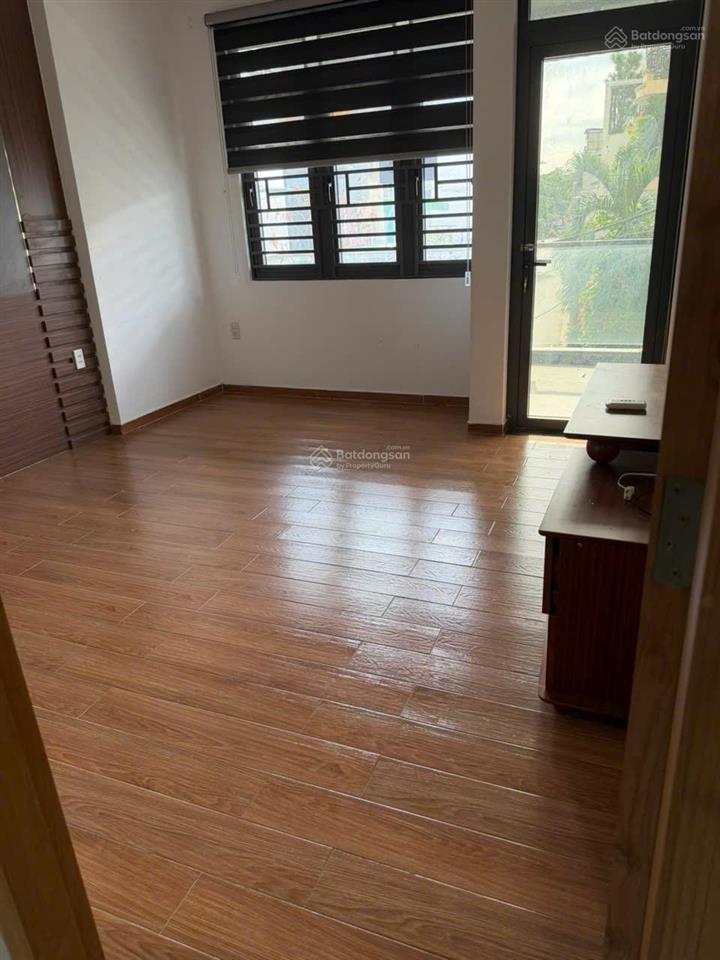 Gò vấp p3  nguyễn văn công mặt tiền kinh doanh. 82m2  4 tầng  4pn, hơn 12,x tỷ tl.