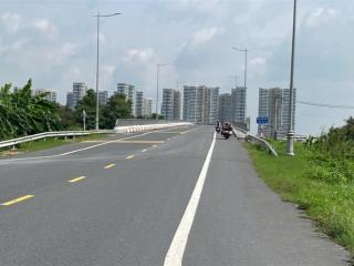 Long phước  mặt tiền đường số 1  giáp vinhom q9  ngang 80m, 2933m2  chỉ 30 tỷ còn bớt