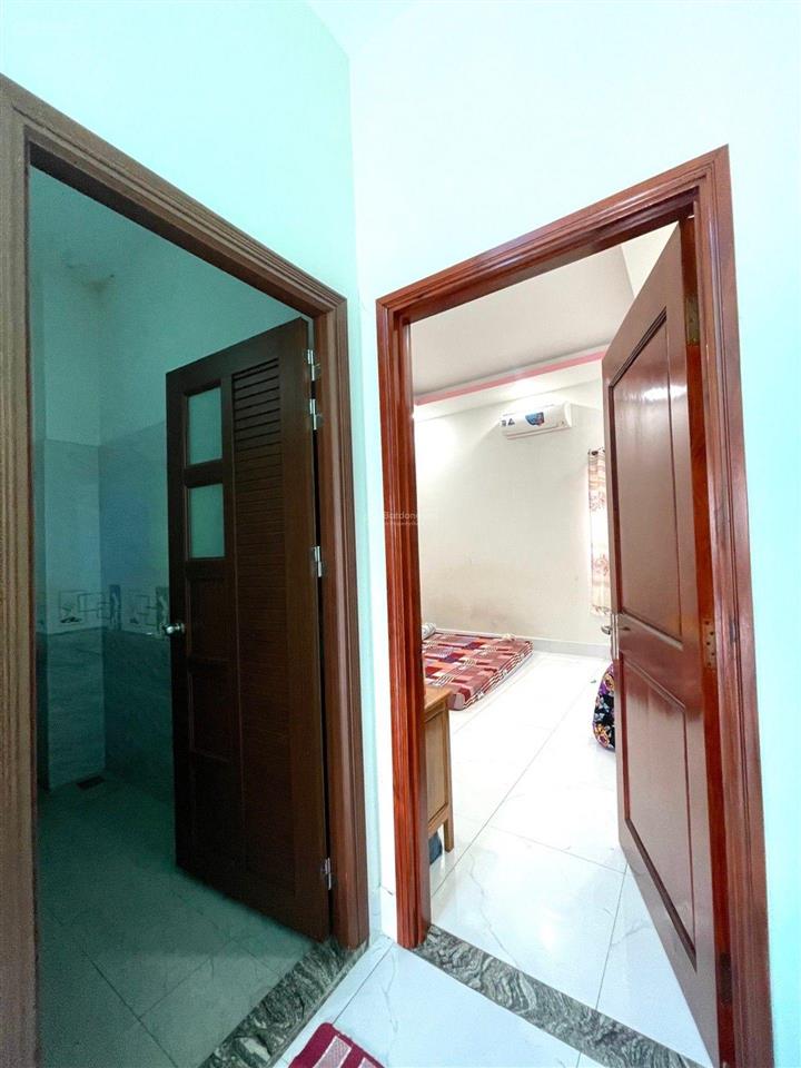Bán nhà hxh trường chinh đht 52m x 3 tầng, ô tô ngủ trong nhà, 5 tỷ 35