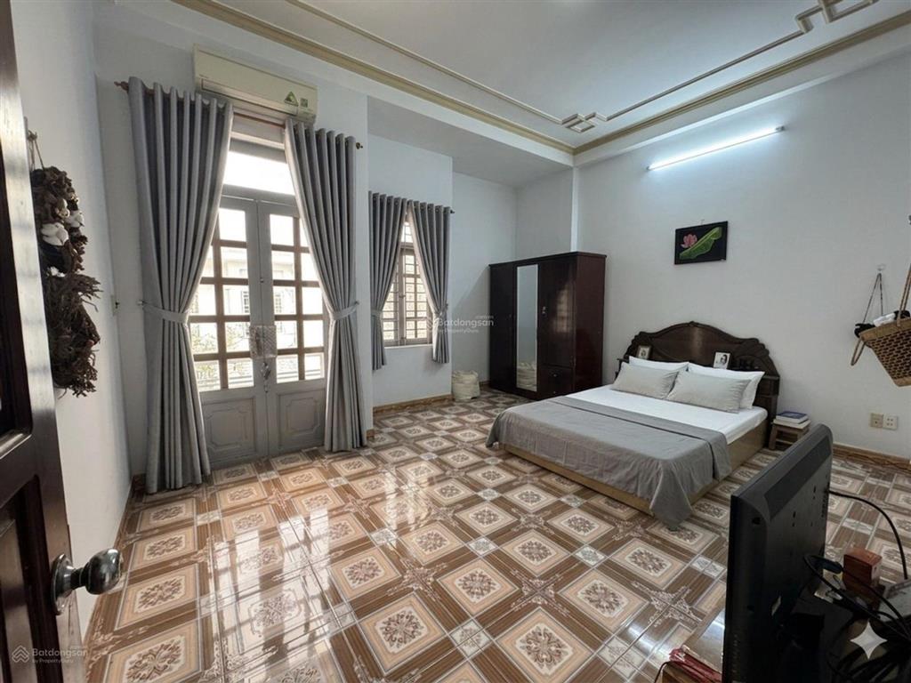 Bán nhà hxh 6m phạm văn chiêu 65m2 x4 tầng 6tỷ98