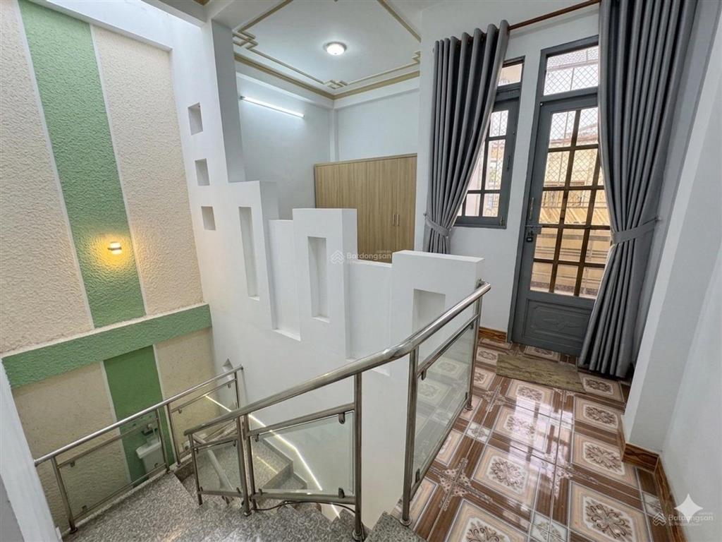 Bán nhà hxh 6m phạm văn chiêu 65m2 x4 tầng 6tỷ98