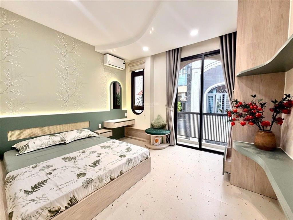 Bán nhà mới trần thánh tông gần trường chinh tân bình, hxh, 50m2 x 4 tầng 8t39