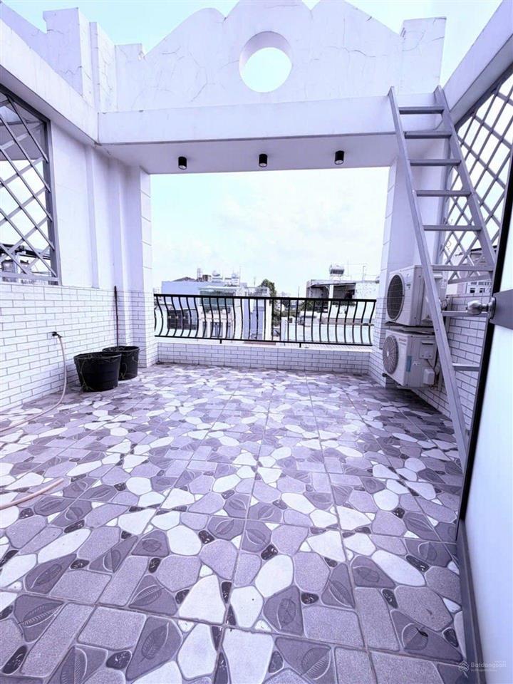 Nhà mới 4 tầng hẻm 6m xe hơi vô nhà  quang trung gò vấp 6 tỷ 79