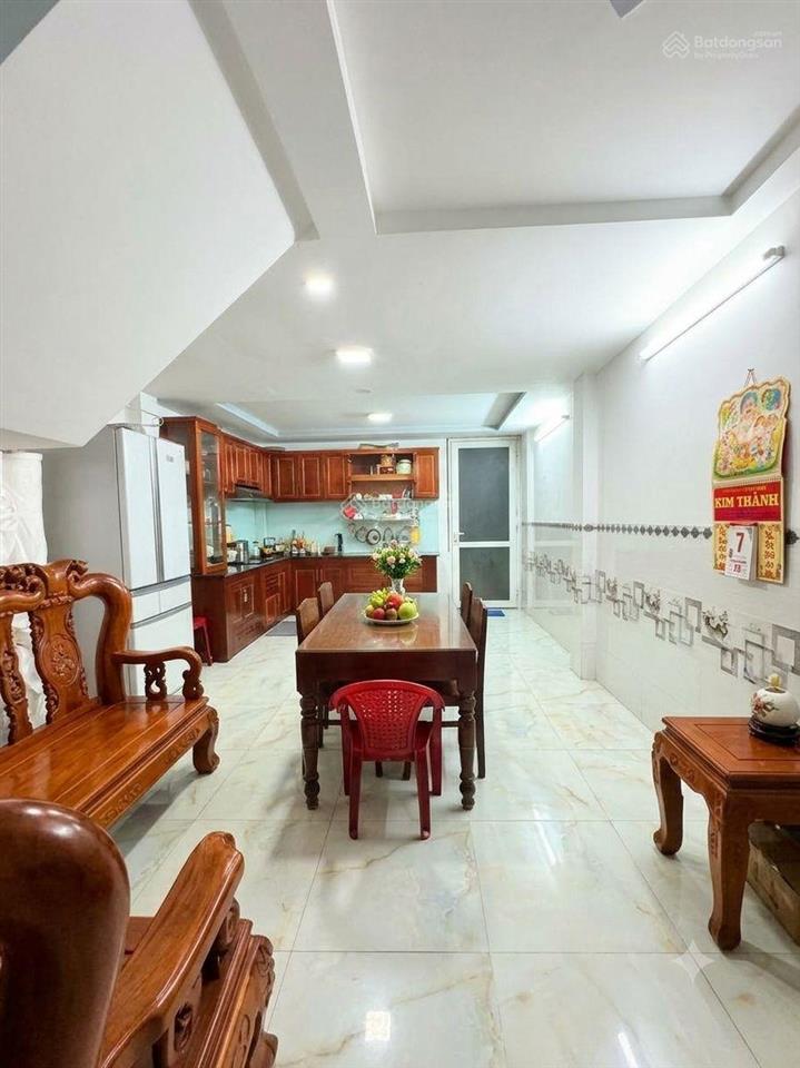 Bán nhà nguyễn văn quá hxh thông 72m2 x3 tầng 5tỷ7