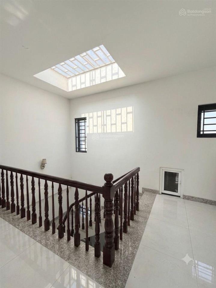 Nhà 5 tầng x 75m2  ngang 5m, hẻm xe hơi nguyễn văn quá đht q12 6 tỷ 4