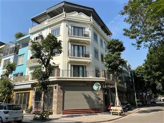 Bán nhà biệt thự xa la, hà đông, trục chính siêu kinh doanh 236m2, mặt tiền 11m, giá đầu tư