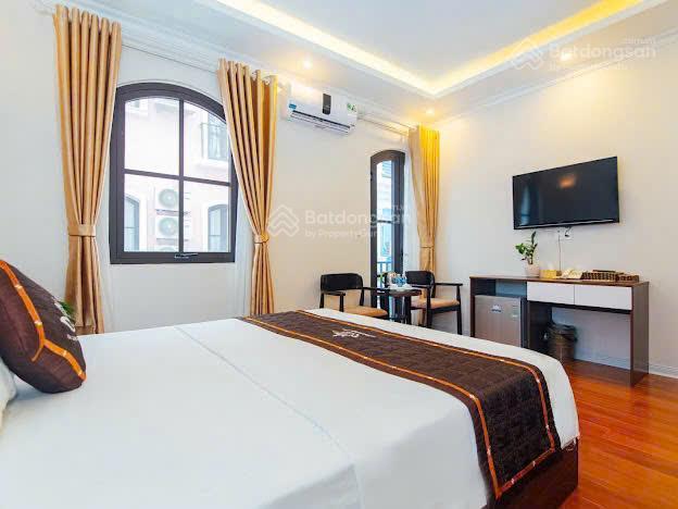 Bán khách sạn 28 phòng sun premier village khu 7 màu hạ long