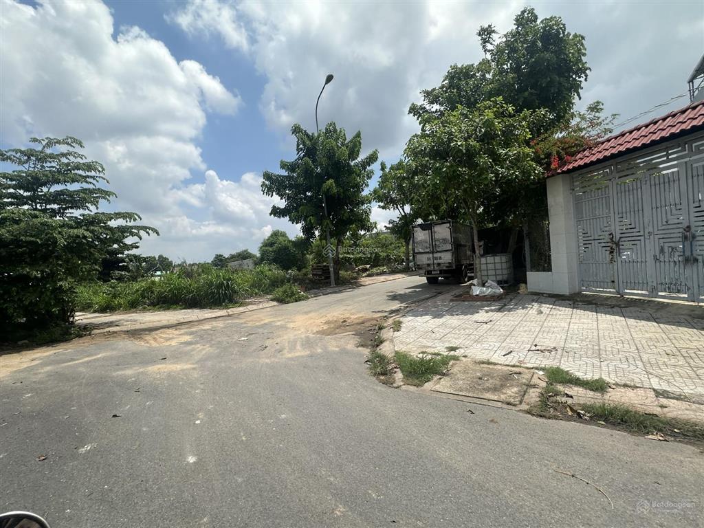Bán đất tại tân phú, quận 9, tp. hồ chí minh 9 tỷ, 105m2 view đẹp hot
