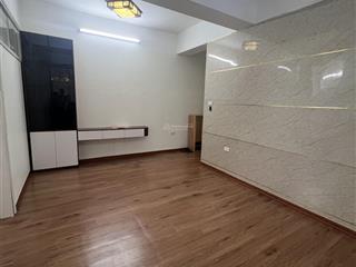 Bán chcc tại ngõ 123 trần đăng ninh, cầu giấy
62m2, 2, 1vs. giá hợp lý 5,4 tỷ, phí thuế thoả thuận