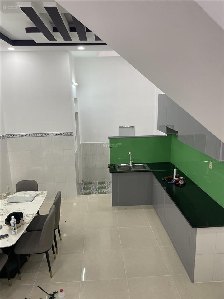 Bán nhà thạnh lộc 22 quận 12 hxh 60m2 2lầu (2pn2wc) 4.73 tỷ  sát gò vấp