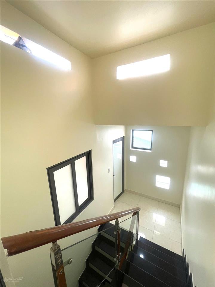 Bán nhà đẹp an phú đông q12 sát bên gò vấp 1 trệt 3 lầu 4pn4wc 62m2 giá chỉ 5tỷ2