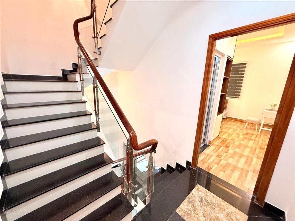 Bán nhà 4 tầng mới đẹp hẻm ô tô thông thạnh xuân quận 12, 60m2, full nội thất, giá chỉ 5,6 tỷ
