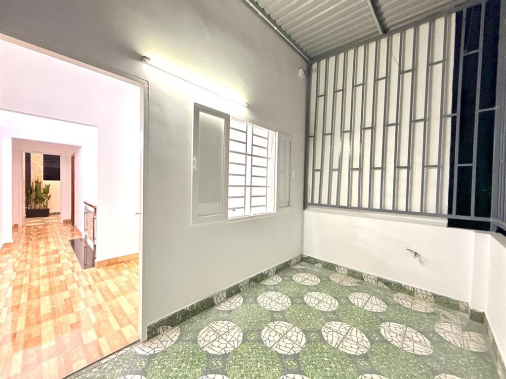 Bán nhà 4 tầng mới đẹp hẻm ô tô thông thạnh xuân quận 12, 60m2, full nội thất, giá chỉ 5,6 tỷ