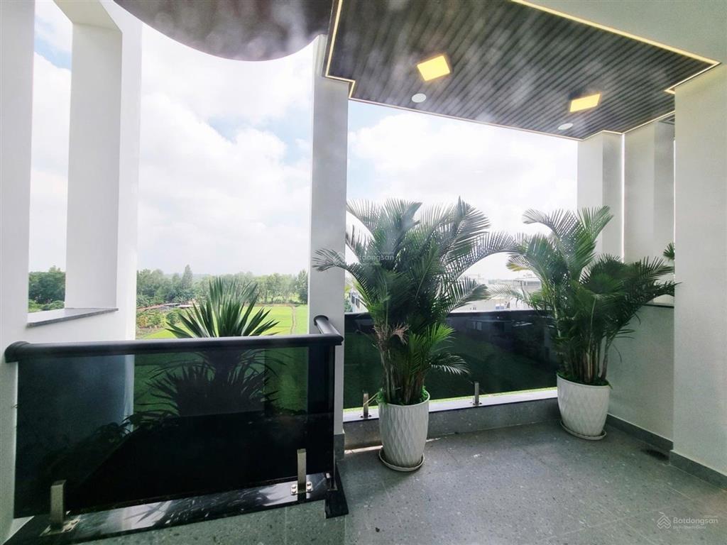 Nhà hẻm xe hơi thạnh xuân 25, quận 12  gara ô tô  full nội thất  chỉ 6,3 tỷ