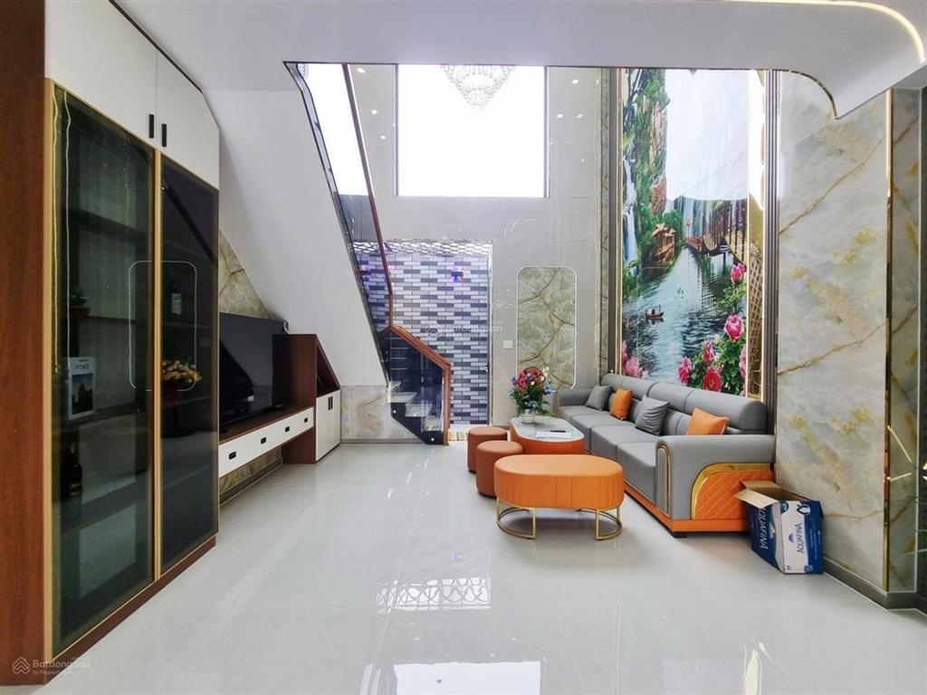 Nhà hẻm xe hơi thạnh xuân 25, quận 12  gara ô tô  full nội thất  chỉ 6,3 tỷ