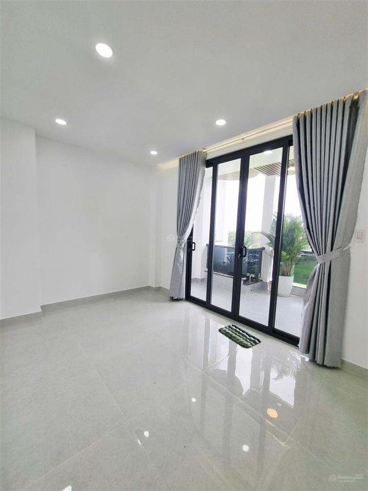 Nhà hẻm xe hơi thạnh xuân 25, quận 12  gara ô tô  full nội thất  chỉ 6,3 tỷ