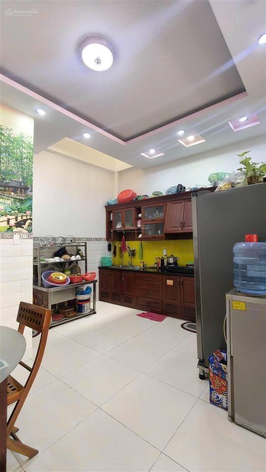 Bán nhà 2 tầng hẻm xe hơi thạnh lộc quận 12 sát gò vấp, 4x12,5m, gần ngã tư ga, giá chỉ 4,2 tỷ