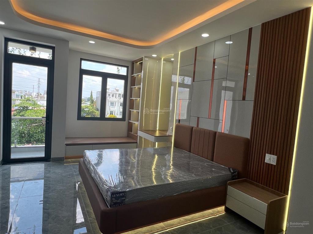 Giảm 800 triệu! nhà 5 tầng thang máy đường 10m vườn lài  thạnh lộc , quận 12, 80m2, chỉ 8,3 tỷ