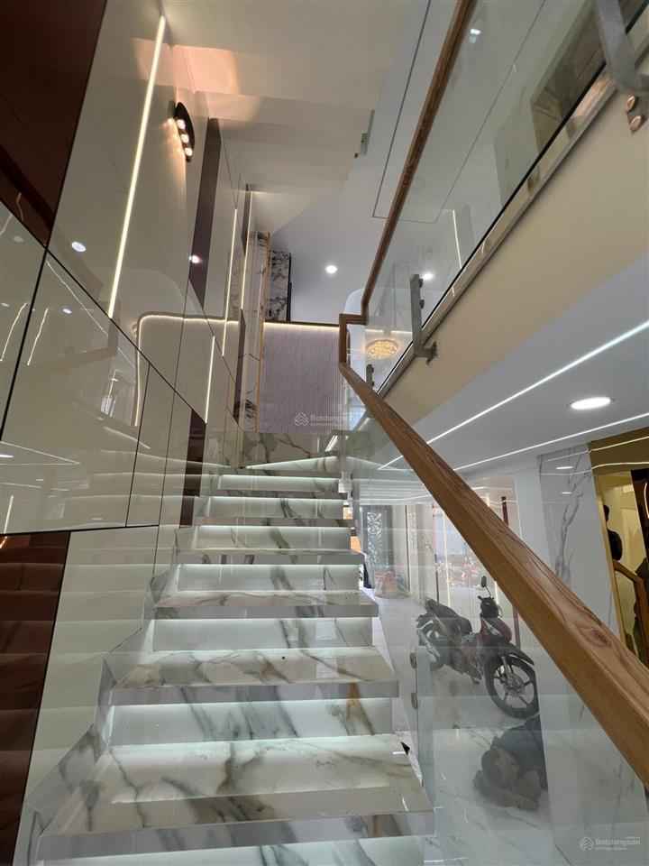 Giảm 800 triệu! nhà 5 tầng thang máy đường 10m vườn lài  thạnh lộc , quận 12, 80m2, chỉ 8,3 tỷ